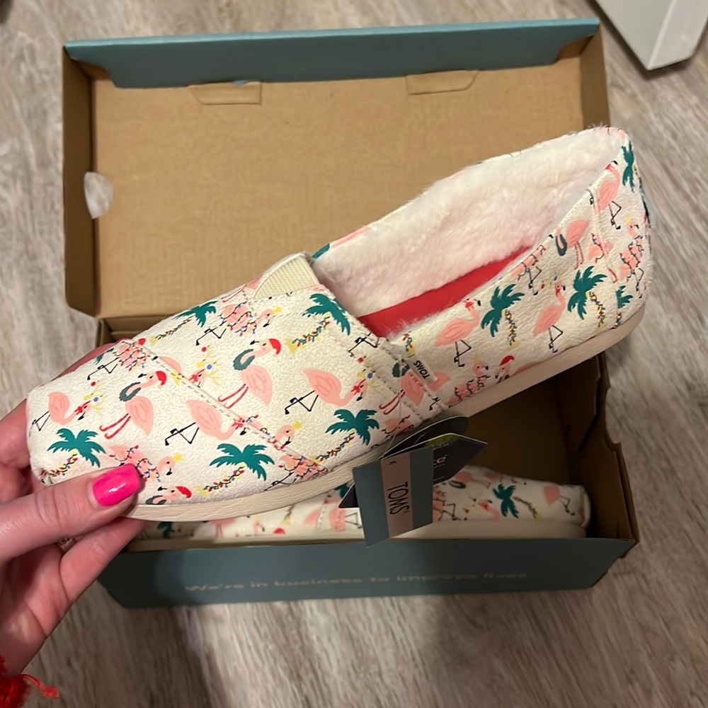 Toms - Christmas flamingos
